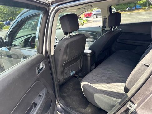 Used 2013 GMC Terrain SLE image 10