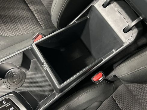 Used 2025 Kia Sportage LX image 25