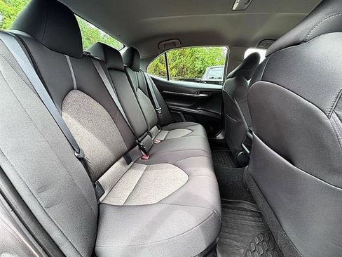 Used 2024 Toyota Camry LE FWD image 39