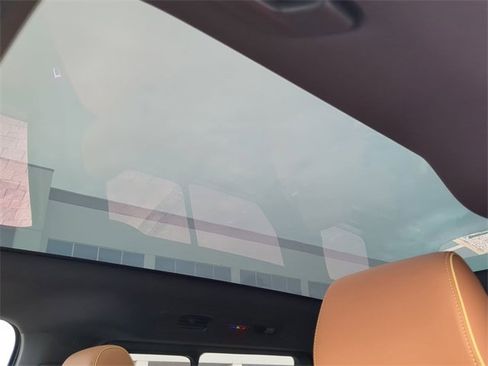 New 2025 Volkswagen ID. Buzz Pro S Plus image 20