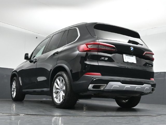 Used 2023 BMW X5 xDrive40i w/ Premium Package AWD/4WD image 42