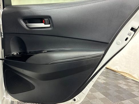 Used 2021 Toyota Corolla SE FWD image 15