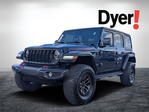 Used 2025 Jeep Wrangler Unlimited Rubicon w/ XTREMEE 35" Tire Package image 8