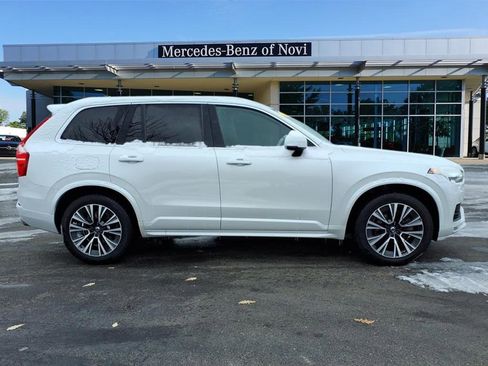 Used 2021 Volvo XC90 T6 Momentum w/ Protection Package Premier image 6