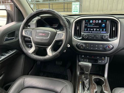 Used 2017 GMC Canyon SLT w/ Driver Alert Package image 16