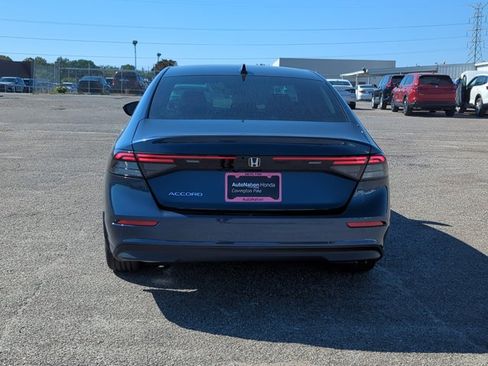 Certified 2025 Honda Accord SE image 8