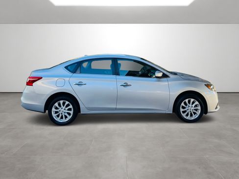 Used 2019 Nissan Sentra SV FWD image 12