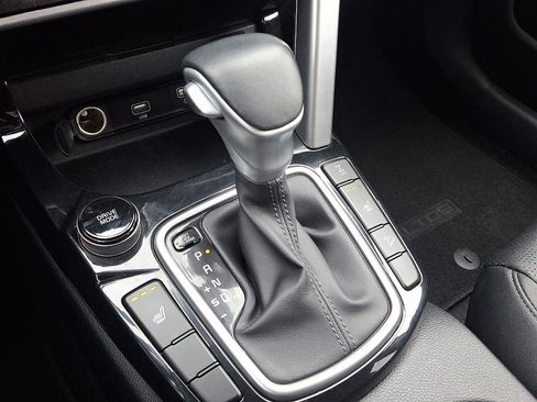 Used 2023 Kia Seltos SX image 30