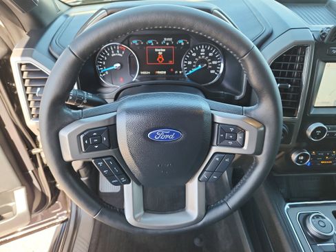 Used 2021 Ford Expedition Max XLT AWD/4WD image 19