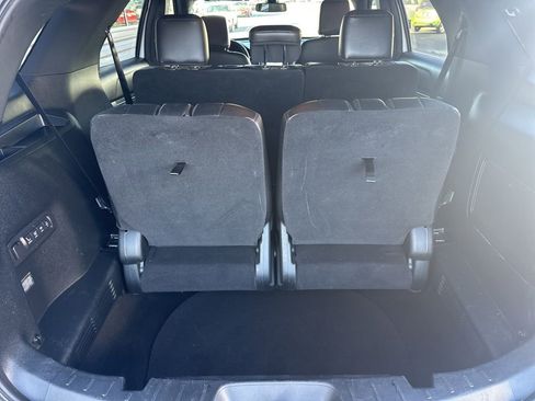 Used 2018 Ford Explorer Sport w/ Equipment Group 401A image 5