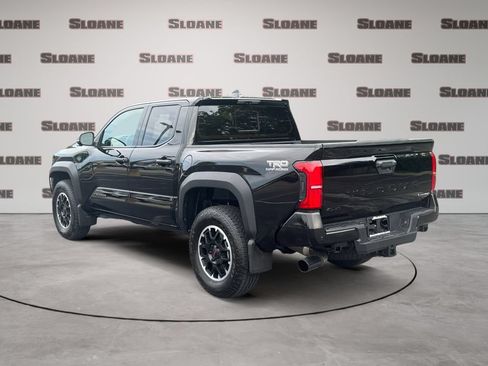Used 2026 Toyota Tacoma TRD Off-Road w/ TRD Off Road Premium Package AWD/4WD image 3