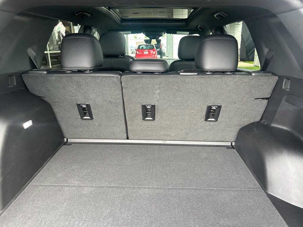 Certified 2026 GMC Terrain AT4 w/ Convenience Package III AWD/4WD image 13