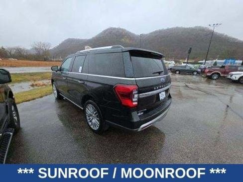Used 2023 Ford Expedition Limited image 4