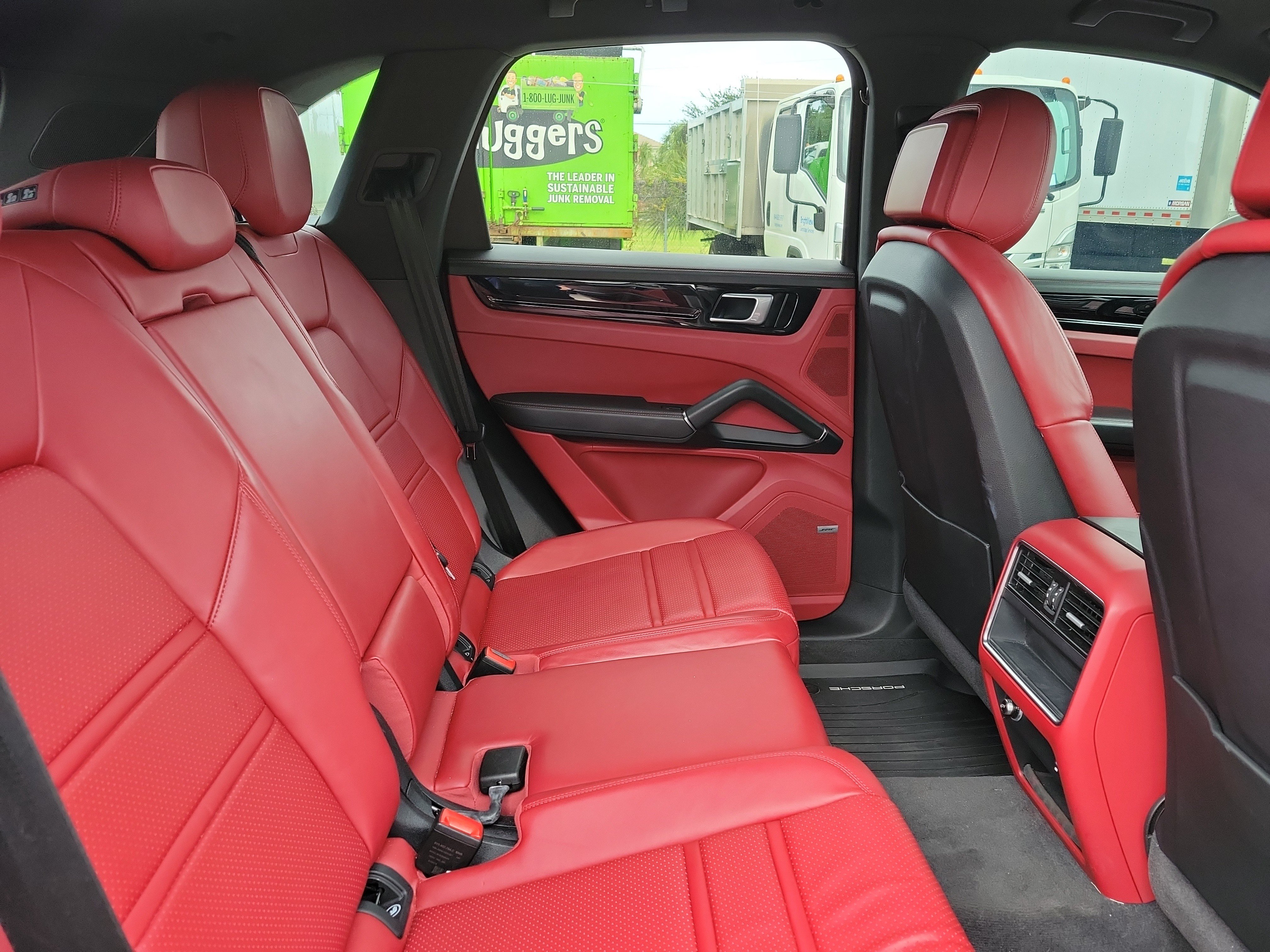 Used 2021 Porsche Cayenne AWD/4WD image 7