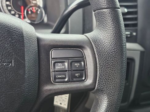 Used 2013 RAM 1500 Express image 33