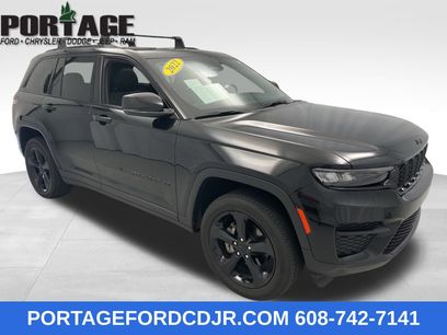 Used 2022 Jeep Grand Cherokee Altitude