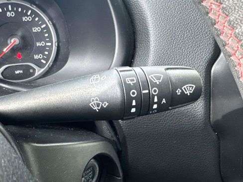 Used 2023 Jeep Renegade Trailhawk image 20