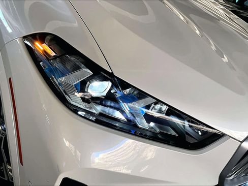 Used 2025 BMW X5 xDrive40i w/ M Sport Package image 27