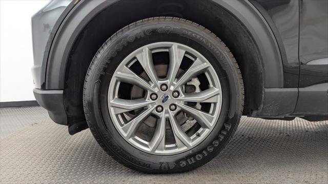 Used 2022 Ford Explorer Limited AWD/4WD image 32