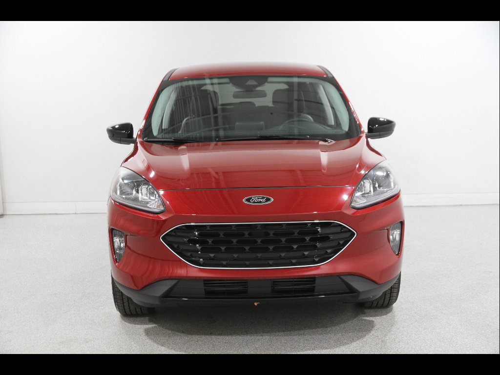 Used 2022 Ford Escape SEL w/ SEL Stealth AWD Package image 2