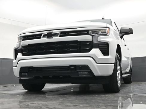 Used 2023 Chevrolet Silverado 1500 RST RWD image 24
