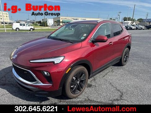Used 2024 Buick Encore GX Sport Touring w/ Comfort Package FWD image 7