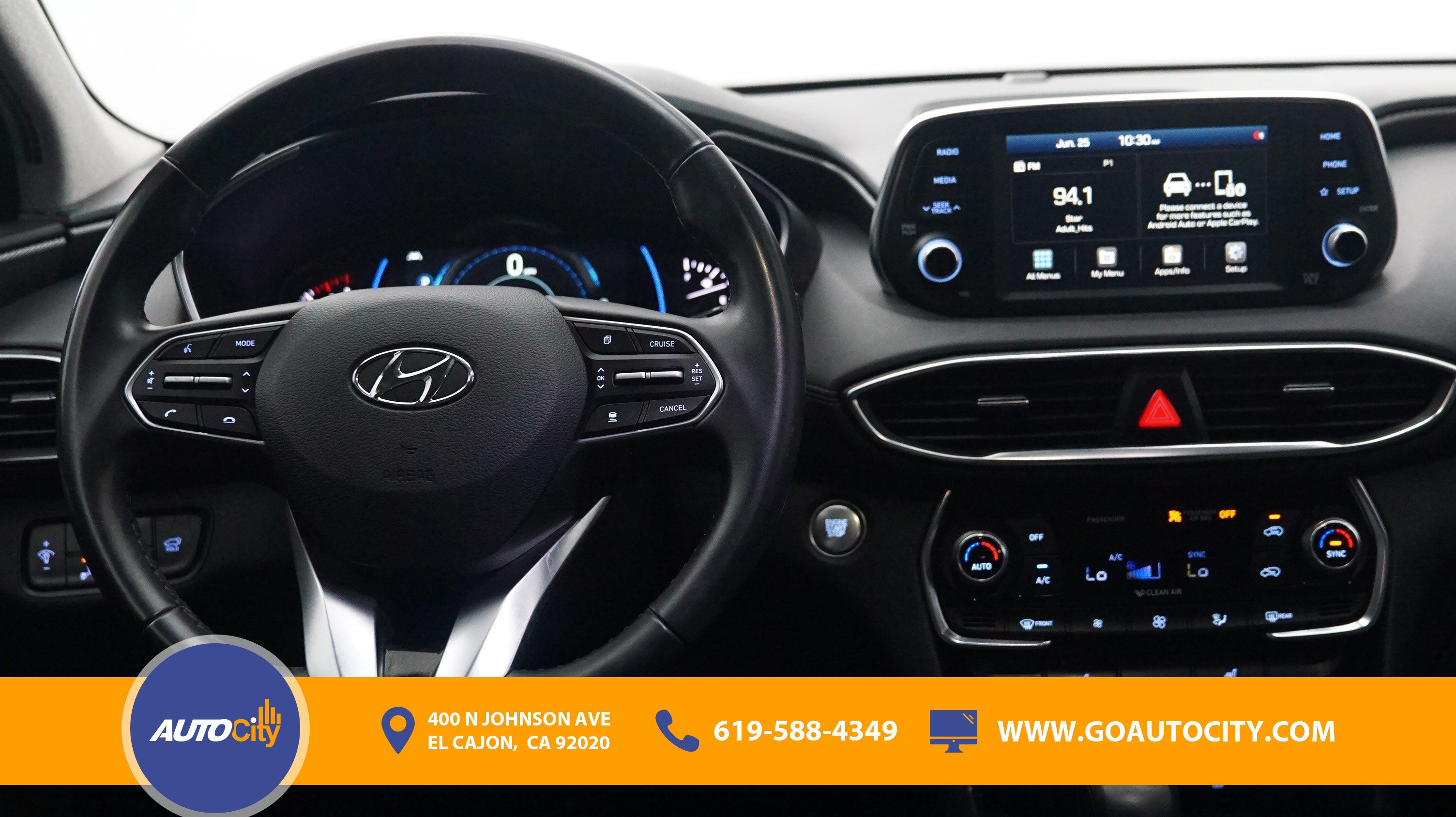Used 2020 Hyundai Santa Fe SEL w/ Convenience + Premium Package FWD image 5