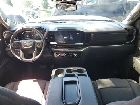 Used 2023 GMC Sierra 1500 Elevation RWD image 12