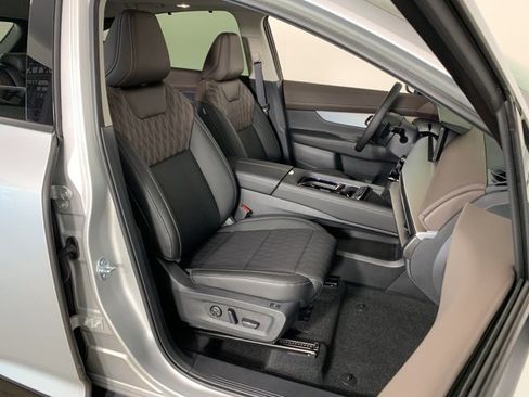 Used 2025 Nissan Murano Platinum w/ Cargo Package image 22