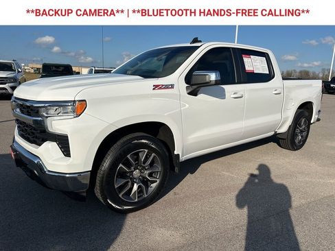 Used 2022 Chevrolet Silverado 1500 LT w/ Z71 Off-Road Package image 3