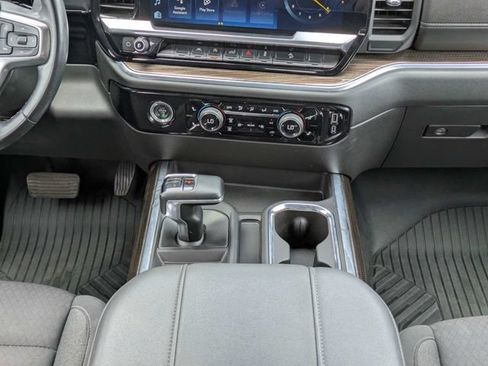 Used 2023 Chevrolet Silverado 1500 RST AWD/4WD image 19