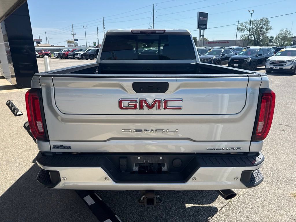 Used 2022 GMC Sierra 2500 Denali w/ Technology Package AWD/4WD image 4