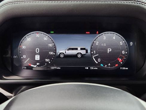 Used 2024 Land Rover Defender 130 S image 34