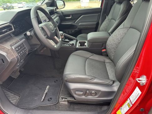Used 2026 Toyota Tacoma Limited AWD/4WD image 18