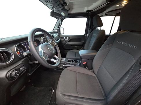 Used 2021 Jeep Gladiator Overland w/ Trailer Tow Package image 11