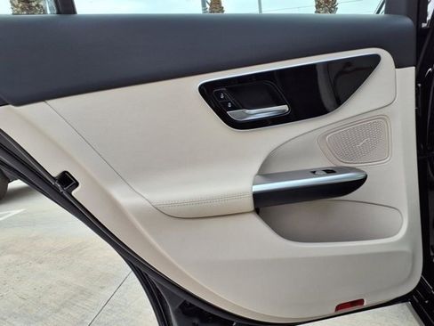 New 2025 Mercedes-Benz C 300 4MATIC Sedan image 17