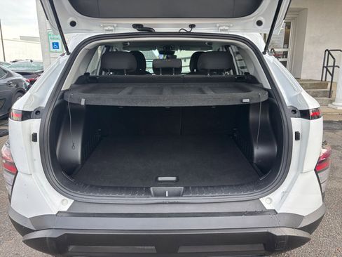 Used 2025 Hyundai Kona SEL image 27