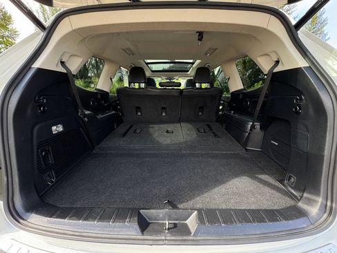 Used 2019 Subaru Ascent Limited AWD/4WD image 10