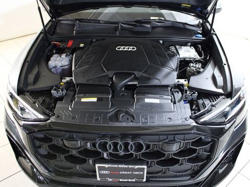 Certified 2025 Audi Q8 Premium Plus w/ Premium Plus Package image 18
