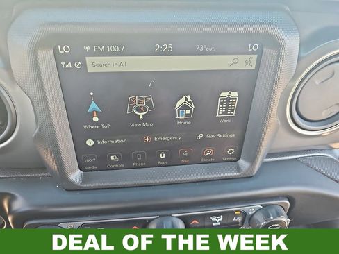 Used 2021 Jeep Gladiator Willys image 21