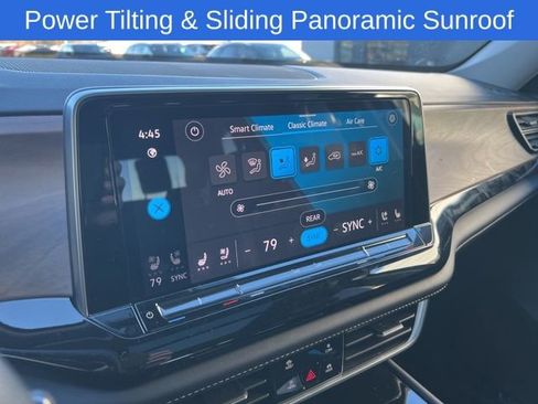 Used 2024 Volkswagen Atlas SE image 9