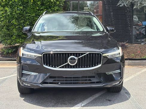Used 2023 Volvo XC60 B5 Core AWD/4WD image 3