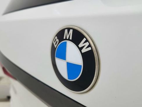 Used 2021 BMW X7 xDrive40i w/ M Sport Package image 16