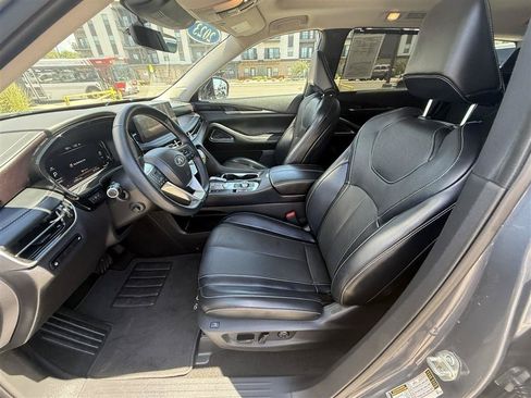 Used 2023 INFINITI QX60 Sensory w/ Cargo Package AWD/4WD image 24