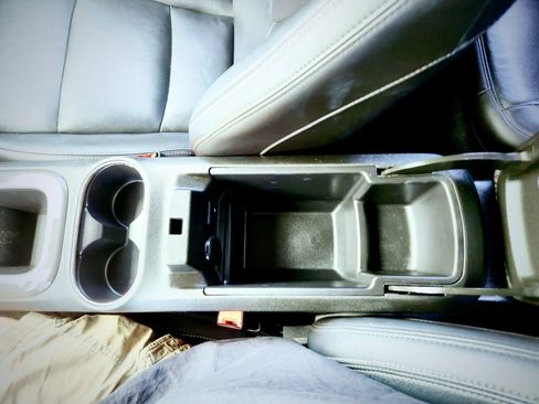 Used 2015 Chevrolet Volt Premium w/ Premium Trim Package image 47