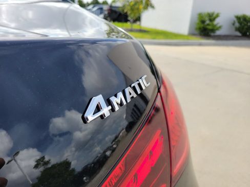 Used 2025 Mercedes-Benz C 300 4MATIC Sedan image 9