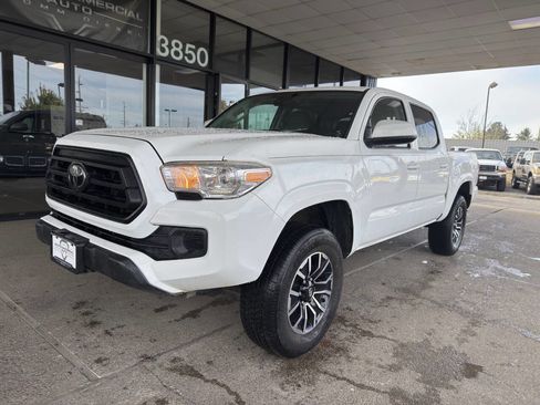 Used 2021 Toyota Tacoma SR image 12