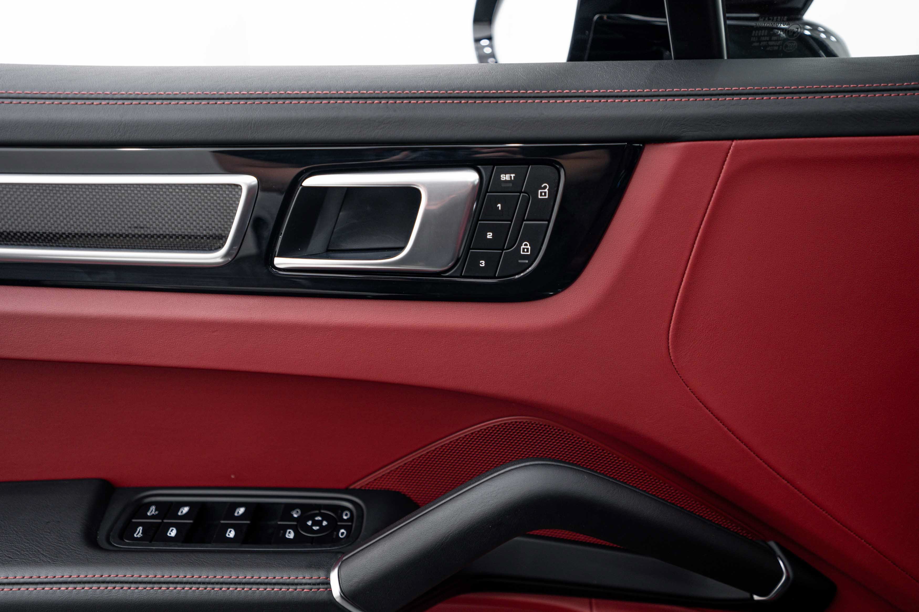 Certified 2022 Porsche Cayenne GTS AWD/4WD image 20