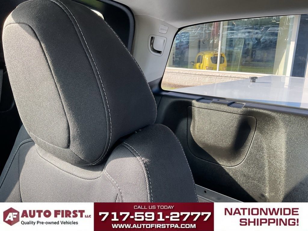 Used 2022 Chevrolet Colorado LT w/ Fleet Safety Package AWD/4WD image 23