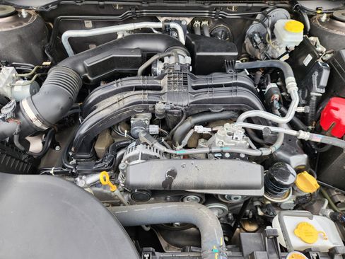 Used 2023 Subaru Outback Premium image 19